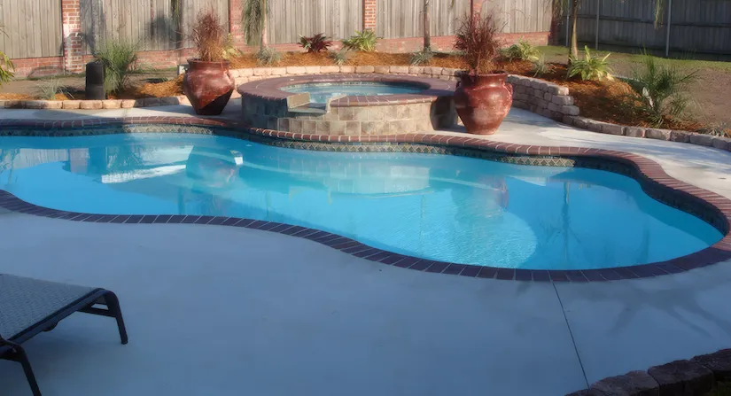Latham Pool Builder in Eugene